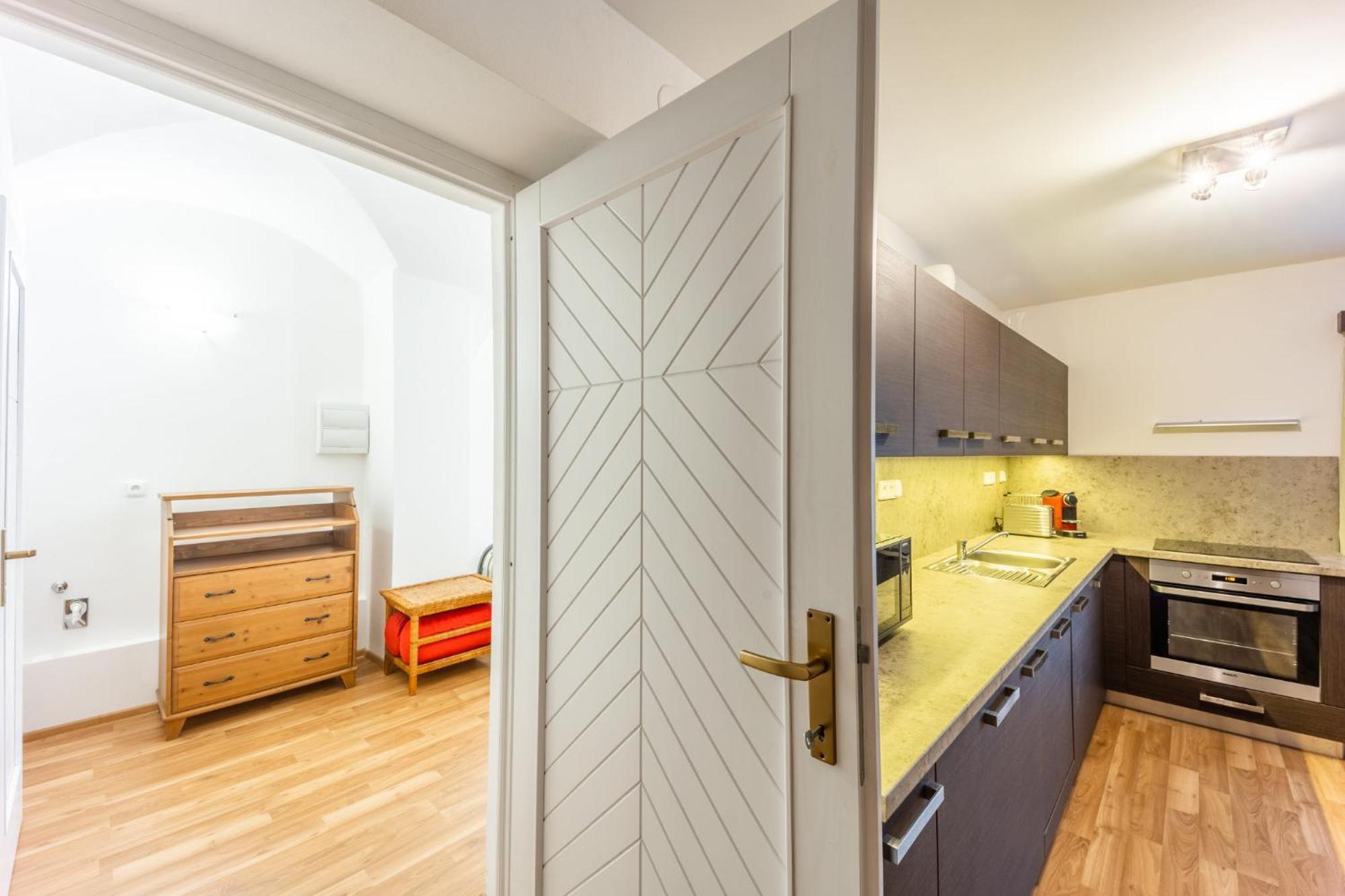 Bezauberndes Gaestehaus In Šatov Esterno foto